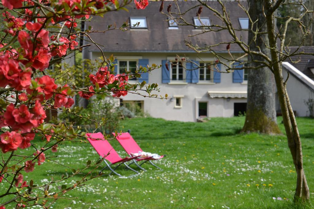 Chambres D'Hotes Villa De Vienne-En-Arthies Экстерьер фото