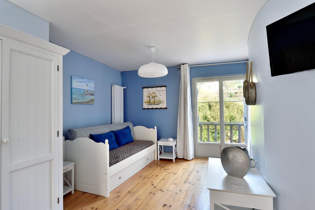 Chambres D'Hotes Villa De Vienne-En-Arthies Экстерьер фото